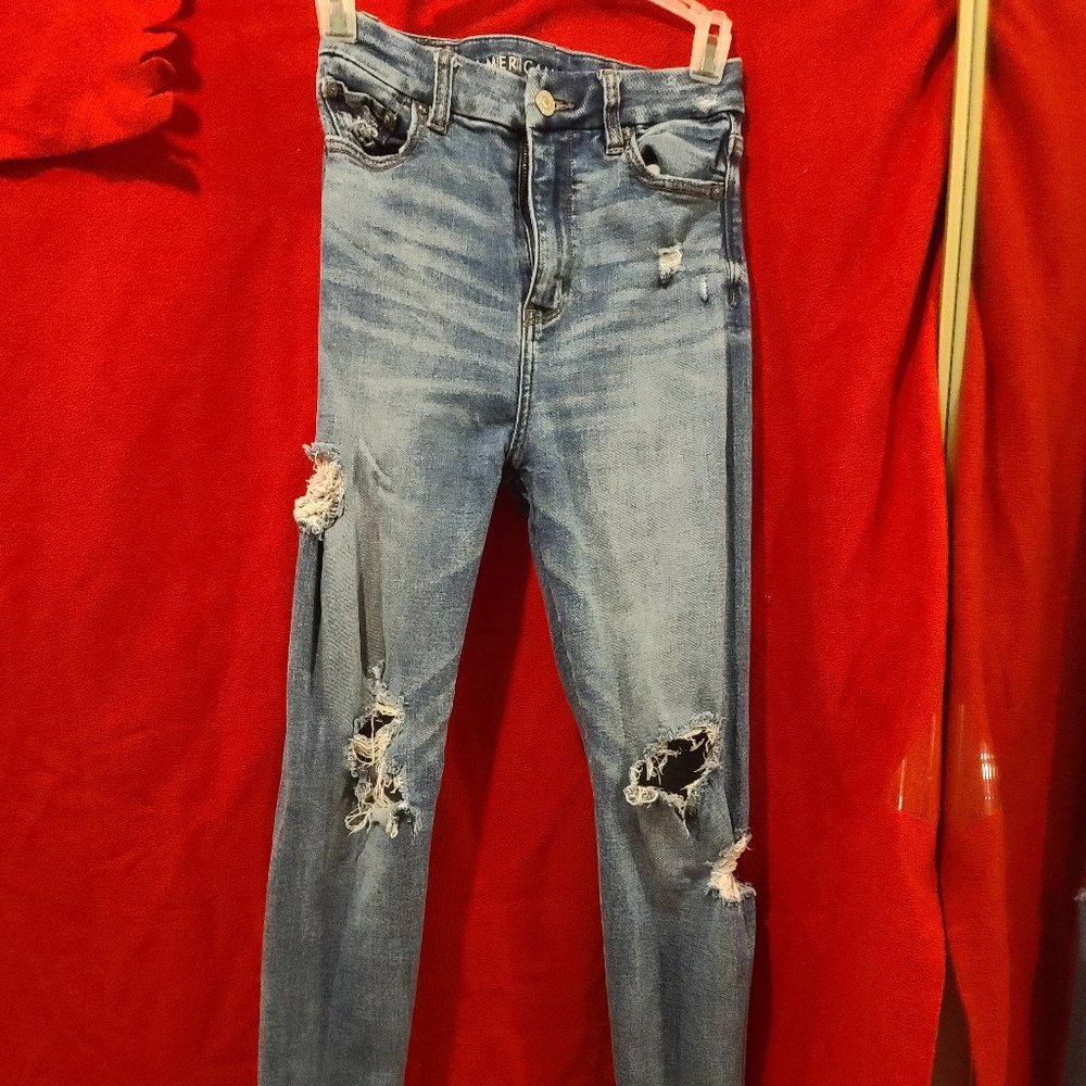 Super stretch ripped skinny jeans
